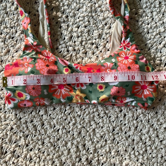 🌸 Berlook Floral U-Neck Bikini Top 🌸 - Picture 6 of 6